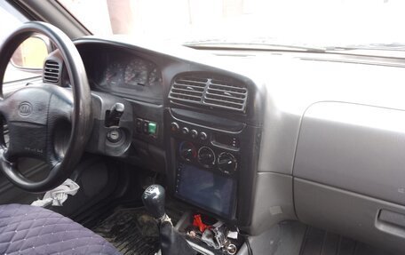 KIA Sportage IV рестайлинг, 2001 год, 450 000 рублей, 7 фотография