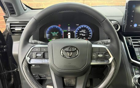 Toyota Land Cruiser, 2026 год, 15 990 000 рублей, 15 фотография