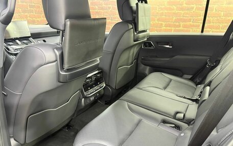 Toyota Land Cruiser, 2026 год, 15 990 000 рублей, 22 фотография