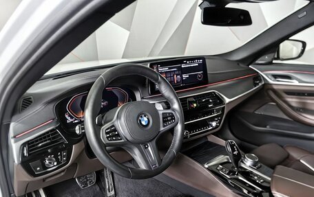 BMW 5 серия, 2020 год, 7 245 000 рублей, 12 фотография