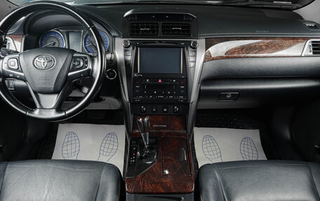 Toyota Camry, 2015 год, 2 129 000 рублей, 13 фотография