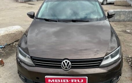 Volkswagen Jetta VI, 2011 год, 570 000 рублей, 1 фотография