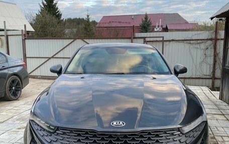 KIA K5, 2021 год, 2 600 000 рублей, 1 фотография
