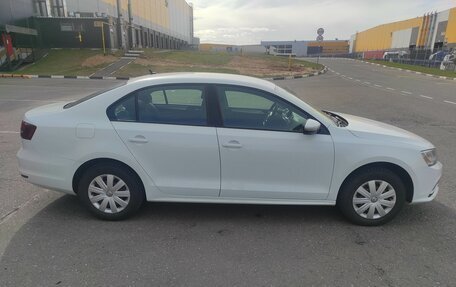 Volkswagen Jetta VI, 2016 год, 1 400 000 рублей, 4 фотография