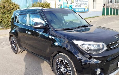 KIA Soul II рестайлинг, 2018 год, 1 480 000 рублей, 3 фотография