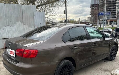 Volkswagen Jetta VI, 2011 год, 570 000 рублей, 3 фотография