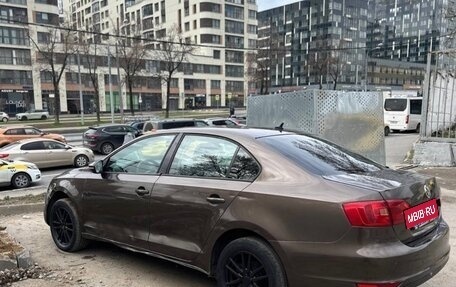 Volkswagen Jetta VI, 2011 год, 570 000 рублей, 4 фотография