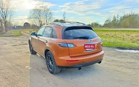 Infiniti FX I, 2005 год, 863 000 рублей, 3 фотография