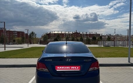 Hyundai Solaris II рестайлинг, 2015 год, 950 000 рублей, 6 фотография