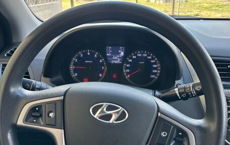 Hyundai Solaris II рестайлинг, 2015 год, 950 000 рублей, 13 фотография