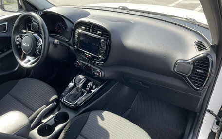 KIA Soul III, 2021 год, 2 199 000 рублей, 12 фотография