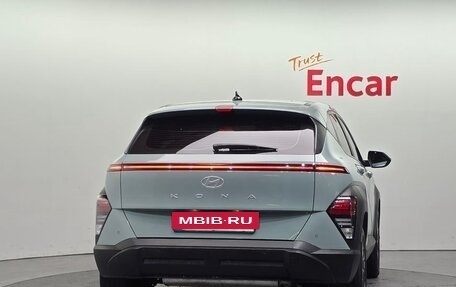Hyundai Kona, 2023 год, 2 350 000 рублей, 5 фотография