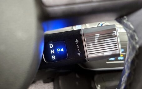 Hyundai Kona, 2023 год, 2 150 000 рублей, 10 фотография