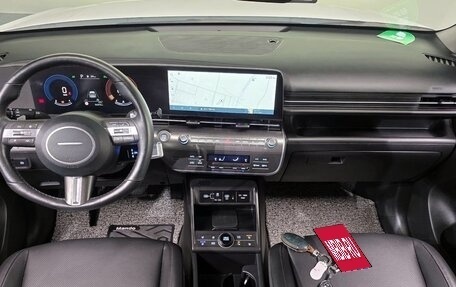 Hyundai Kona, 2023 год, 2 150 000 рублей, 8 фотография