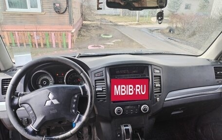Mitsubishi Pajero IV, 2008 год, 1 200 000 рублей, 5 фотография