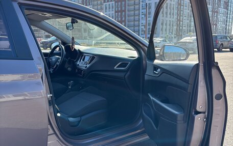 Hyundai Solaris II рестайлинг, 2019 год, 1 360 000 рублей, 13 фотография