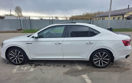 Skoda Superb III рестайлинг, 2024 год, 4 950 000 рублей, 7 фотография
