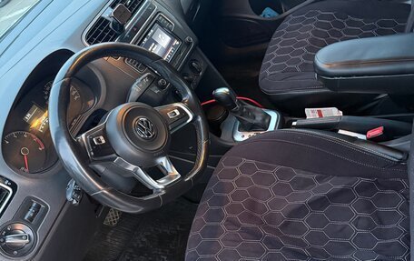 Volkswagen Polo VI (EU Market), 2019 год, 900 000 рублей, 8 фотография