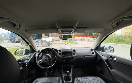 Volkswagen Tiguan I, 2011 год, 1 100 000 рублей, 2 фотография