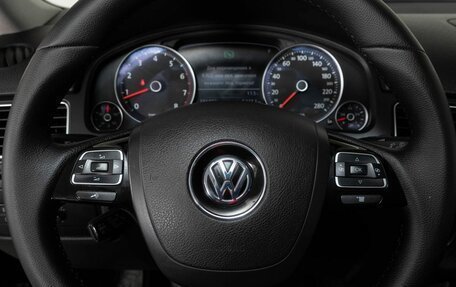 Volkswagen Touareg III, 2012 год, 1 988 000 рублей, 9 фотография