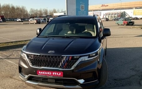 KIA Carnival, 2021 год, 4 000 000 рублей, 1 фотография