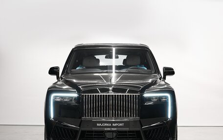 Rolls-Royce Cullinan, 2024 год, 57 000 000 рублей, 2 фотография