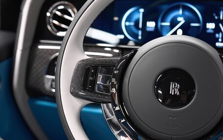 Rolls-Royce Cullinan, 2024 год, 57 000 000 рублей, 14 фотография