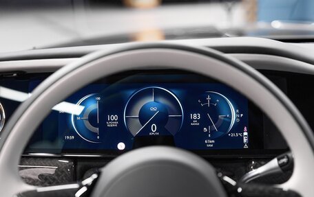 Rolls-Royce Cullinan, 2024 год, 57 000 000 рублей, 16 фотография
