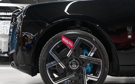 Rolls-Royce Cullinan, 2024 год, 57 000 000 рублей, 8 фотография