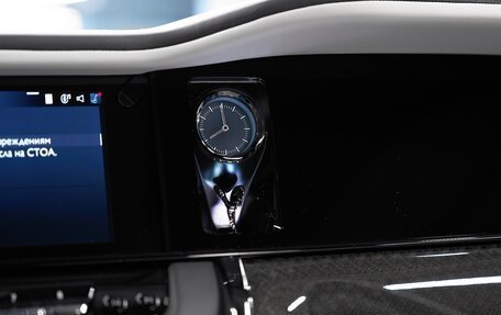 Rolls-Royce Cullinan, 2024 год, 57 000 000 рублей, 19 фотография