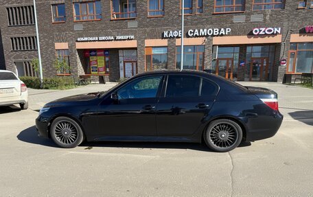 BMW 5 серия, 2008 год, 1 350 000 рублей, 2 фотография