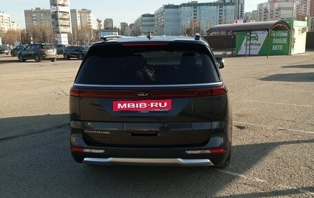 KIA Carnival, 2021 год, 4 000 000 рублей, 4 фотография