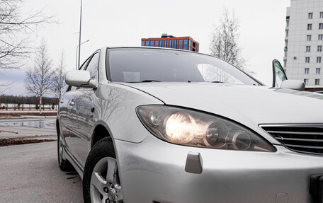 Toyota Camry V40, 2004 год, 780 000 рублей, 2 фотография