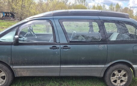 Toyota Estima III рестайлинг -2, 1994 год, 250 000 рублей, 3 фотография