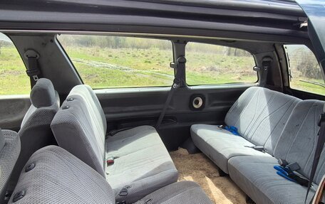 Toyota Estima III рестайлинг -2, 1994 год, 250 000 рублей, 17 фотография