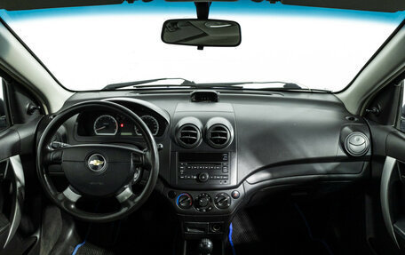 Chevrolet Aveo III, 2010 год, 329 585 рублей, 13 фотография