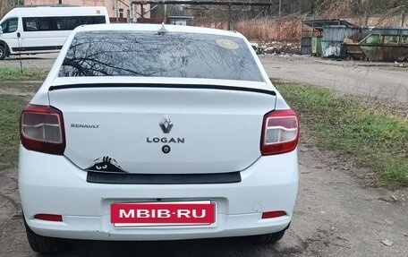 Renault Logan II, 2017 год, 520 000 рублей, 2 фотография
