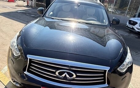 Infiniti QX70, 2015 год, 2 130 000 рублей, 1 фотография