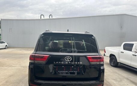 Toyota Land Cruiser, 2026 год, 12 720 000 рублей, 6 фотография