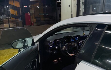 Mercedes-Benz CLA, 2019 год, 3 890 000 рублей, 11 фотография
