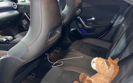 Mercedes-Benz CLA, 2019 год, 3 890 000 рублей, 18 фотография