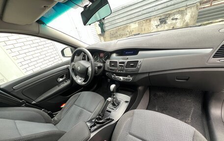 Renault Laguna III рестайлинг, 2009 год, 520 000 рублей, 28 фотография