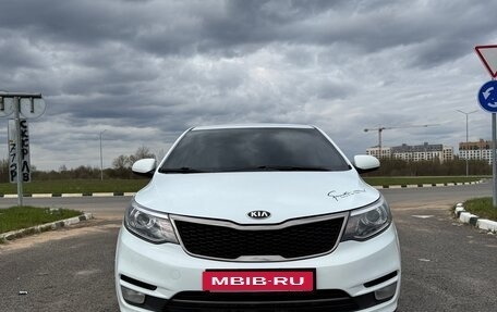 KIA Rio III рестайлинг, 2015 год, 930 000 рублей, 7 фотография
