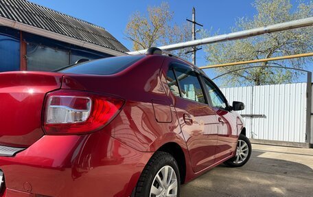 Renault Logan II, 2017 год, 1 000 000 рублей, 3 фотография