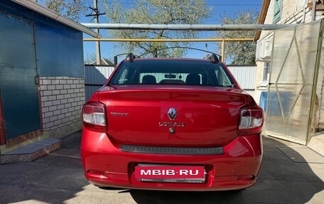 Renault Logan II, 2017 год, 1 000 000 рублей, 4 фотография