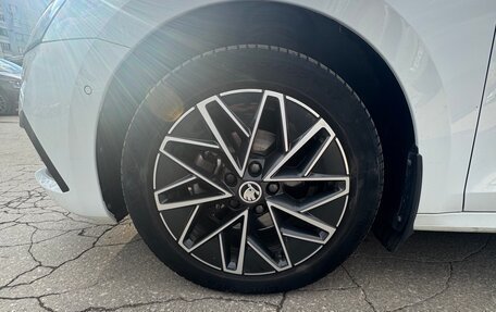 Skoda Octavia IV, 2022 год, 3 500 000 рублей, 21 фотография