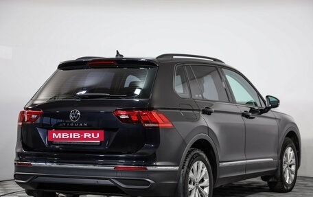 Volkswagen Tiguan II, 2021 год, 2 879 000 рублей, 5 фотография