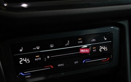 Volkswagen Tiguan II, 2021 год, 2 879 000 рублей, 15 фотография