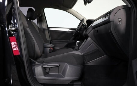 Volkswagen Tiguan II, 2021 год, 2 879 000 рублей, 20 фотография