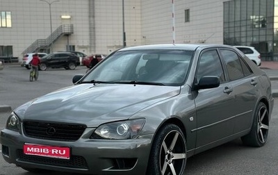 Lexus IS II рестайлинг 2, 2000 год, 870 000 рублей, 1 фотография